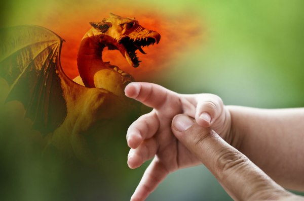 Revelation-12-woman-child-dragon